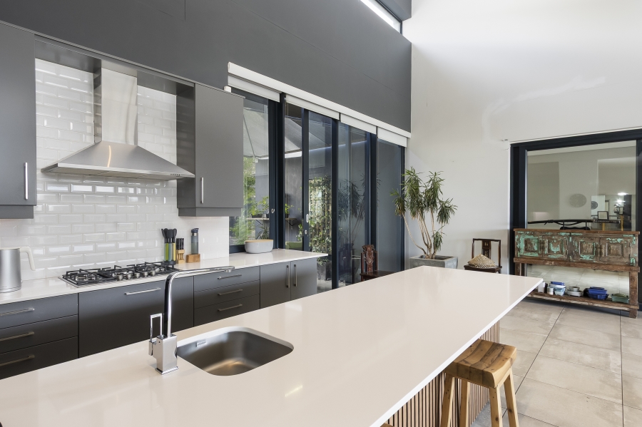 3 Bedroom Property for Sale in Heldervue Western Cape